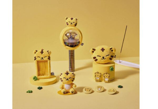 SEVENTEEN - MINITEEN OFFICIAL MD LUCKY DRAW ACRYLIC KEYRING BBOOGYULI chandalee choitcherry doa foxdungee jjongtoram kimja nonver o.c.l ppyopuli shuasumi the palee kaeguli kpop shop official albums and merchandise