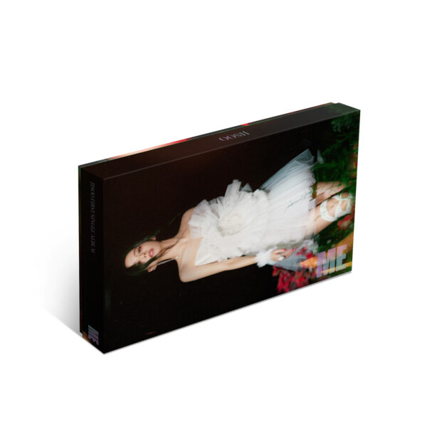 JISOO - JISOO FIRST SINGLE ALBUM [ME] (BLACK) (red) kaeguli kpop shop albums and merchandise