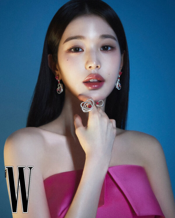W Volume 8 x BLACKPINK LISA B TYPE kaeguli kpop shop albums and merchandise